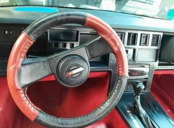Chevrolet-Corvette-1989-White-3