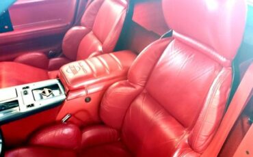 Chevrolet-Corvette-1989-White-Red-11