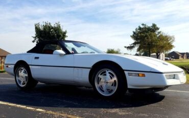 Chevrolet-Corvette-1989-White-Red-4