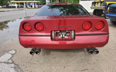 Chevrolet-Corvette-1989-red-2
