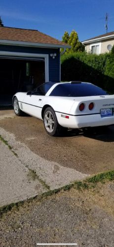 Chevrolet-Corvette-1990-2