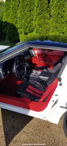 Chevrolet-Corvette-1990-3