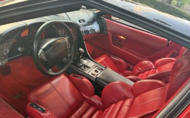 Chevrolet-Corvette-1990-Hatchback-10