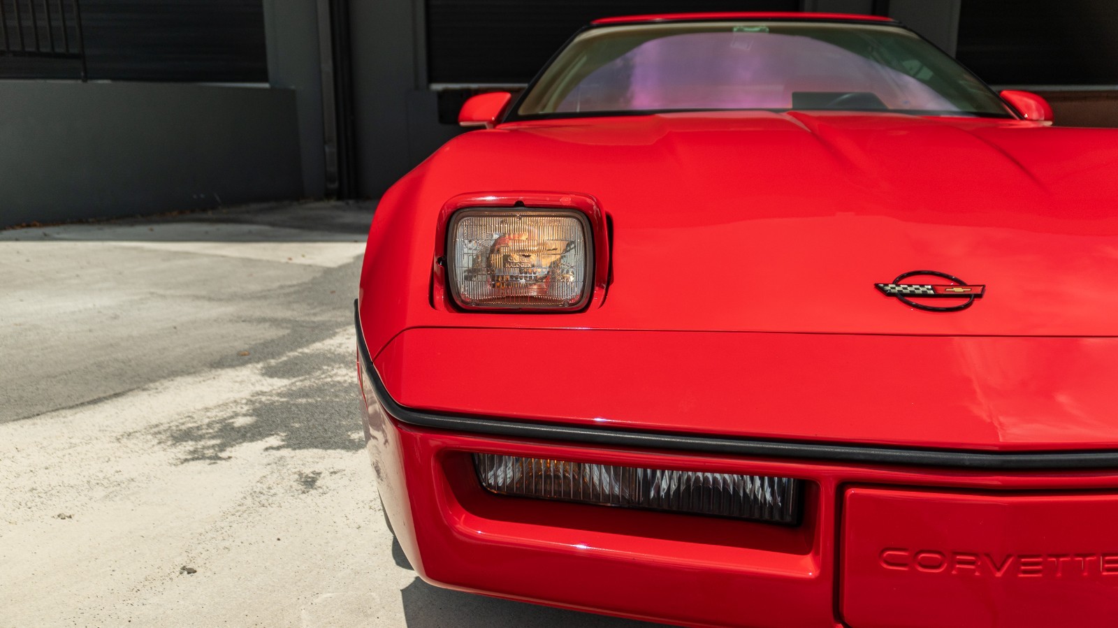 Chevrolet-Corvette-1990-Hatchback-15