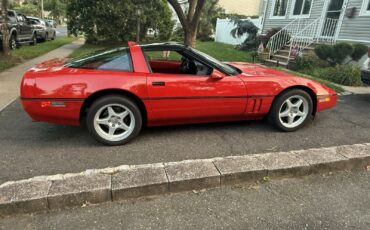 Chevrolet-Corvette-1990-Hatchback-9