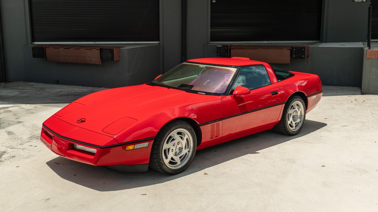 Chevrolet-Corvette-1990-Hatchback
