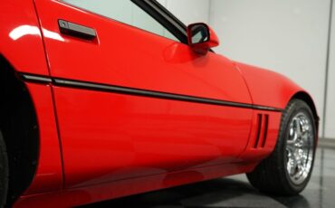 Chevrolet-Corvette-1990-Torch-Red-Bright-Red-25