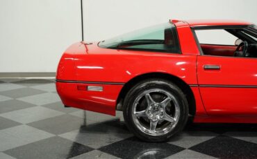 Chevrolet-Corvette-1990-Torch-Red-Bright-Red-26