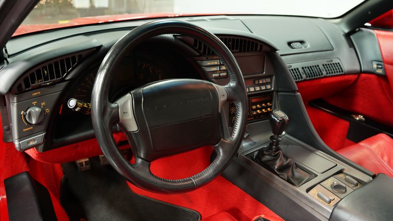 Chevrolet-Corvette-1990-Torch-Red-Bright-Red-32