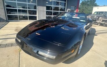 Chevrolet-Corvette-1990-Triple-Black-Black-19