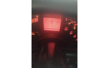 Chevrolet-Corvette-1990-White-Red-4