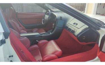 Chevrolet-Corvette-1990-White-Red-6