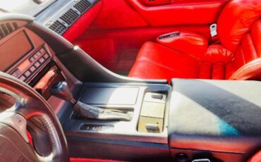 Chevrolet-Corvette-1990-White-Red-Leather-12