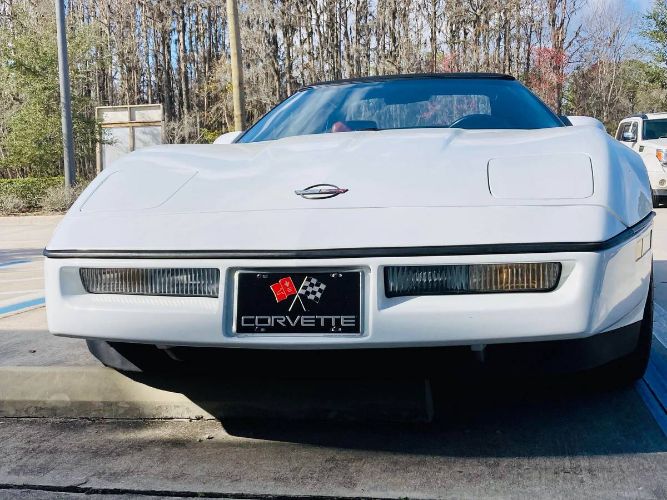 Chevrolet-Corvette-1990-White-Red-Leather-13