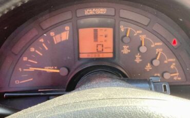 Chevrolet-Corvette-1990-White-Red-Leather-18