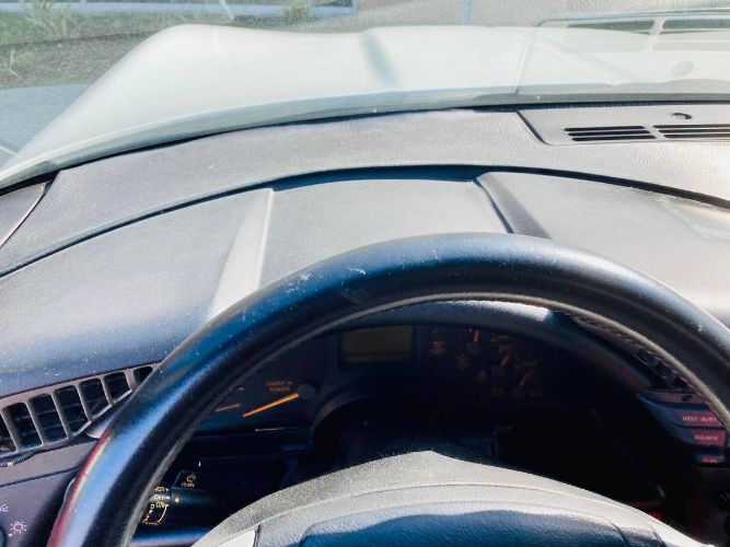 Chevrolet-Corvette-1990-White-Red-Leather-2