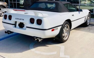 Chevrolet-Corvette-1990-White-Red-Leather-9