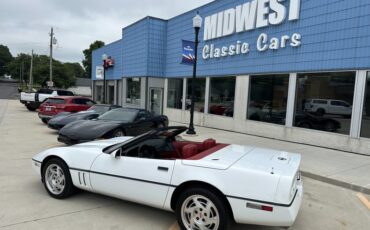 Chevrolet-Corvette-1990-White-Torch-Red-1