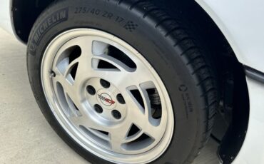 Chevrolet-Corvette-1990-White-Torch-Red-10