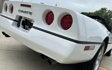 Chevrolet-Corvette-1990-White-Torch-Red-12