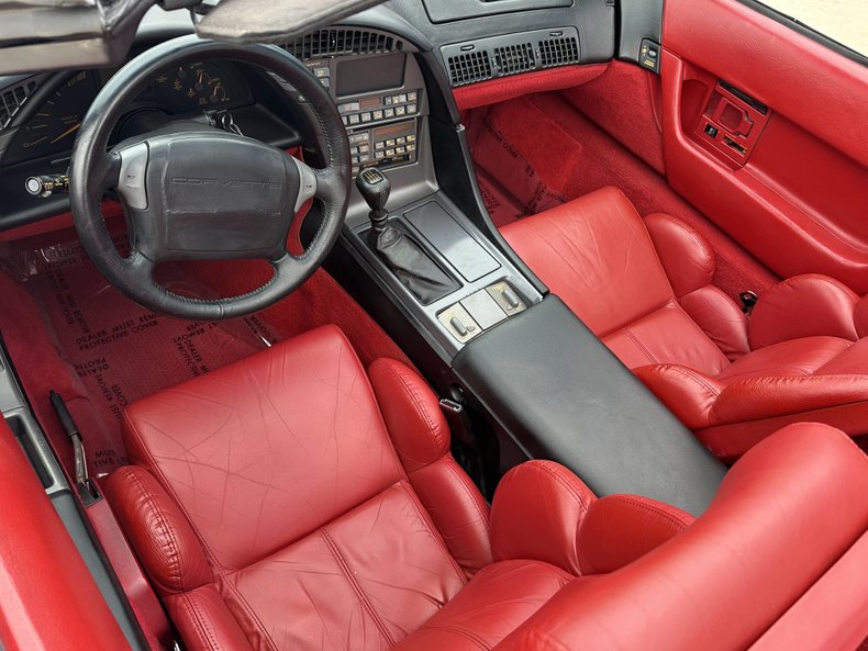 Chevrolet-Corvette-1990-White-Torch-Red-19