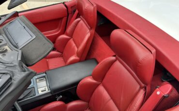 Chevrolet-Corvette-1990-White-Torch-Red-20