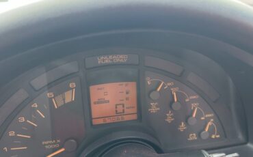 Chevrolet-Corvette-1990-White-Torch-Red-23