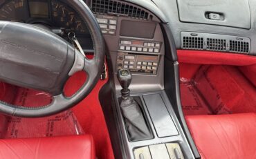 Chevrolet-Corvette-1990-White-Torch-Red-24