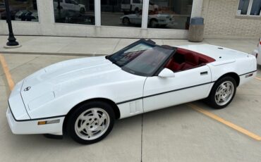 Chevrolet-Corvette-1990-White-Torch-Red-4