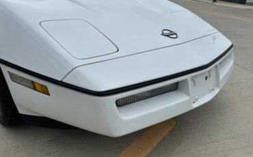 Chevrolet-Corvette-1990-White-Torch-Red-7