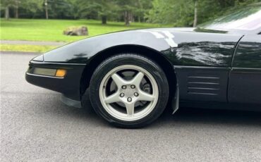 Chevrolet-Corvette-1991-11