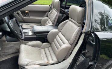 Chevrolet-Corvette-1991-17