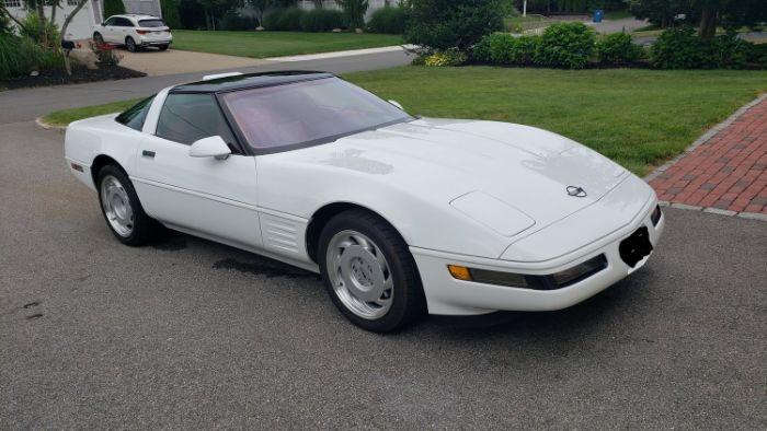 Chevrolet-Corvette-1991-2