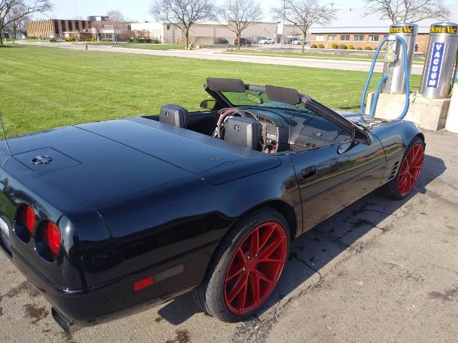 Chevrolet-Corvette-1991-Black-3