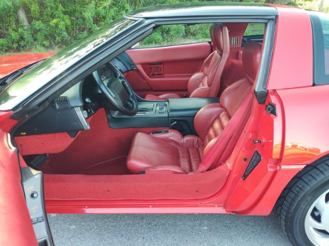 Chevrolet-Corvette-1991-Red-Red-9