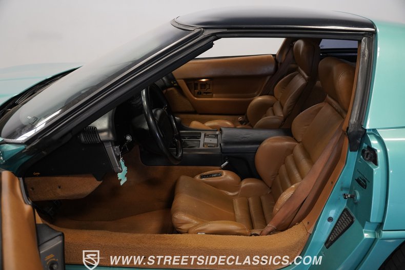 Chevrolet-Corvette-1991-Turquoise-Metallic-Cognac-2