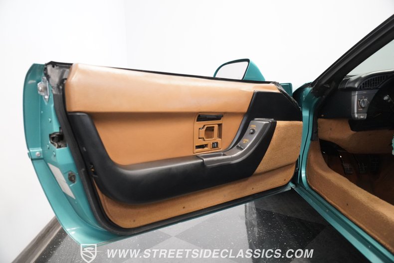 Chevrolet-Corvette-1991-Turquoise-Metallic-Cognac-39