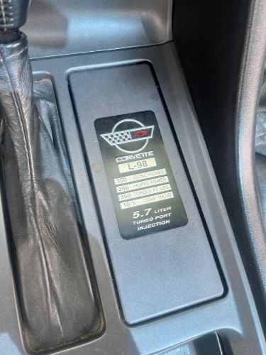 Chevrolet-Corvette-1991-White-2