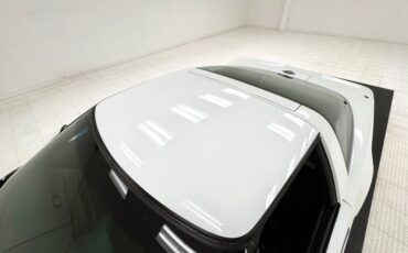 Chevrolet-Corvette-1992-Arctic-White-Black-23