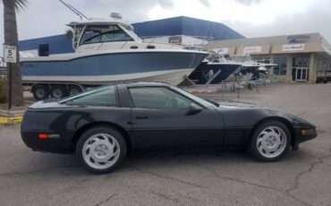 Chevrolet-Corvette-1992-Black-12