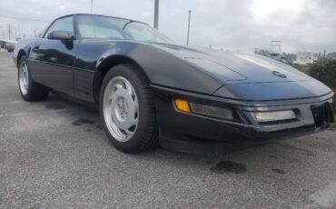 Chevrolet-Corvette-1992-Black-3