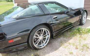 Chevrolet-Corvette-1992-Black-6