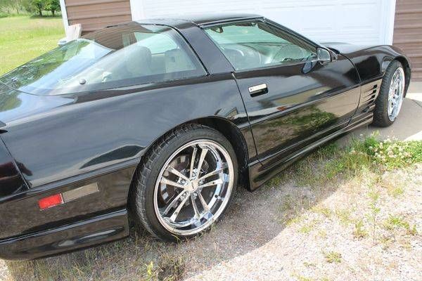 Chevrolet-Corvette-1992-Black-6
