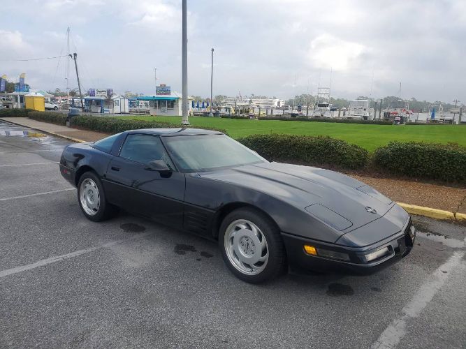 Chevrolet-Corvette-1992-Black-8