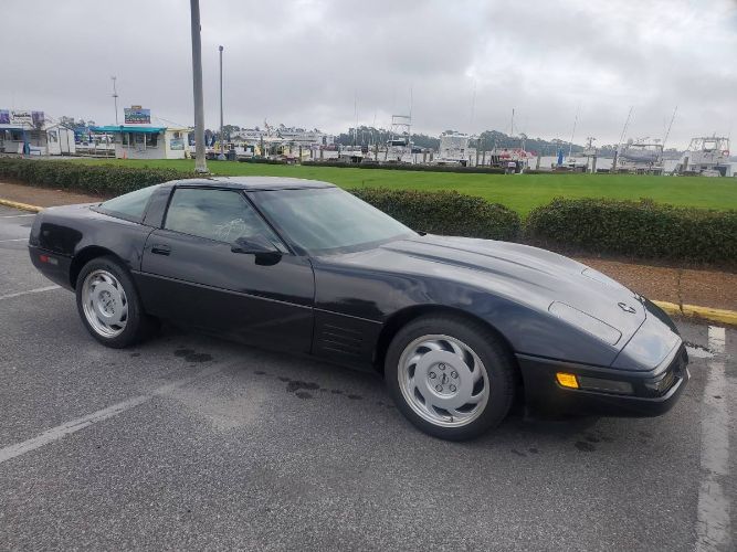 Chevrolet-Corvette-1992-Black