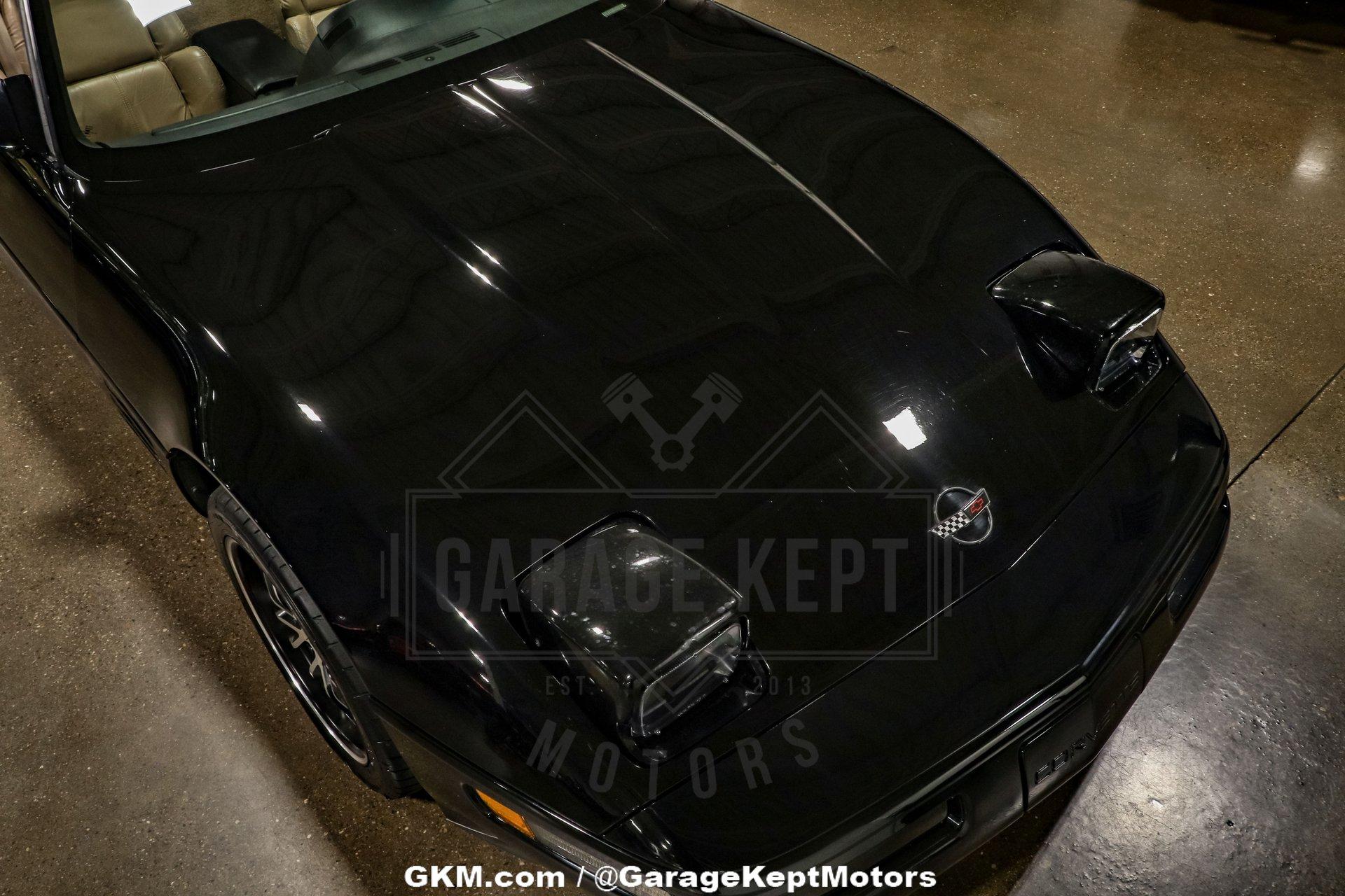Chevrolet-Corvette-1992-Black-Tan-14