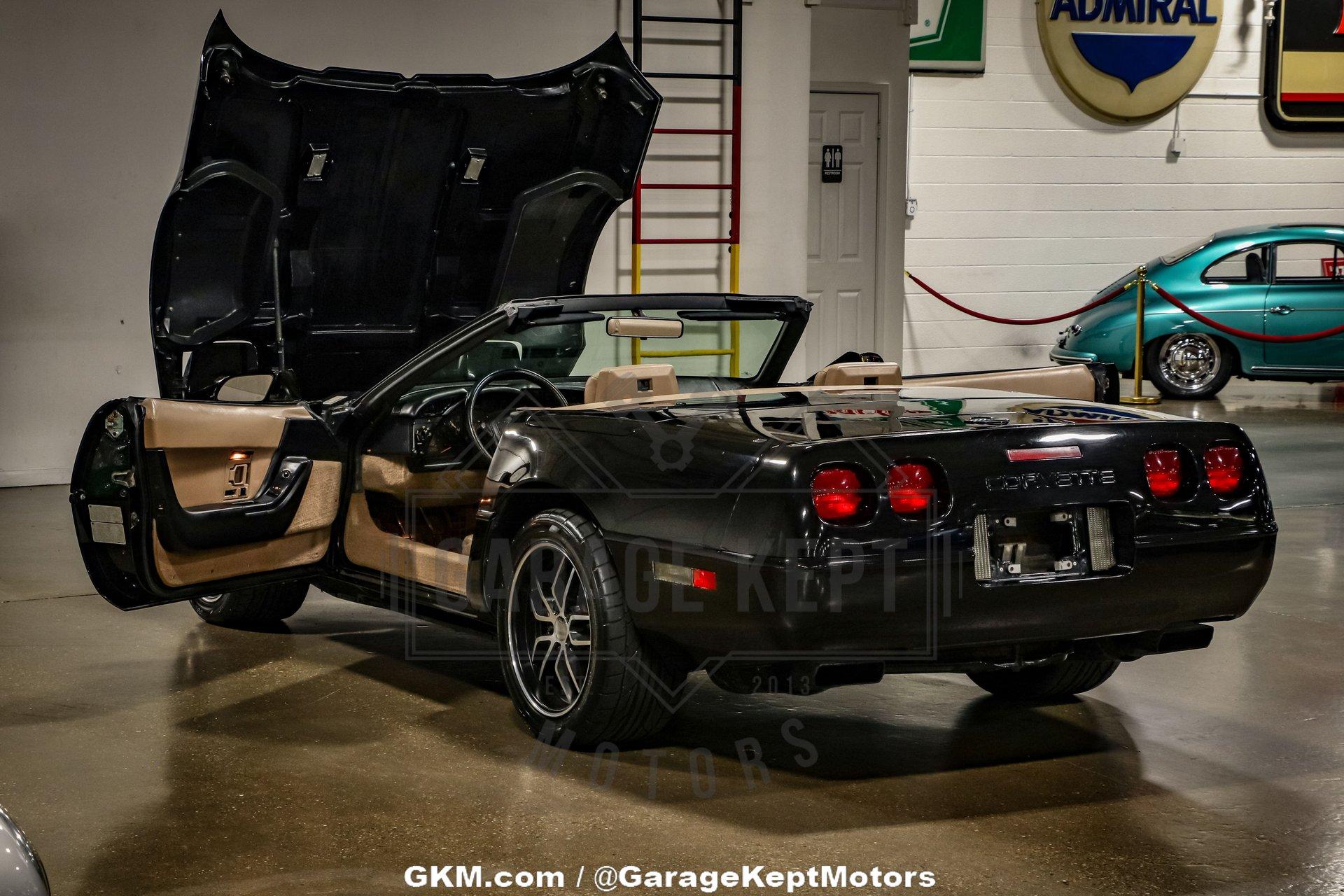 Chevrolet-Corvette-1992-Black-Tan-2
