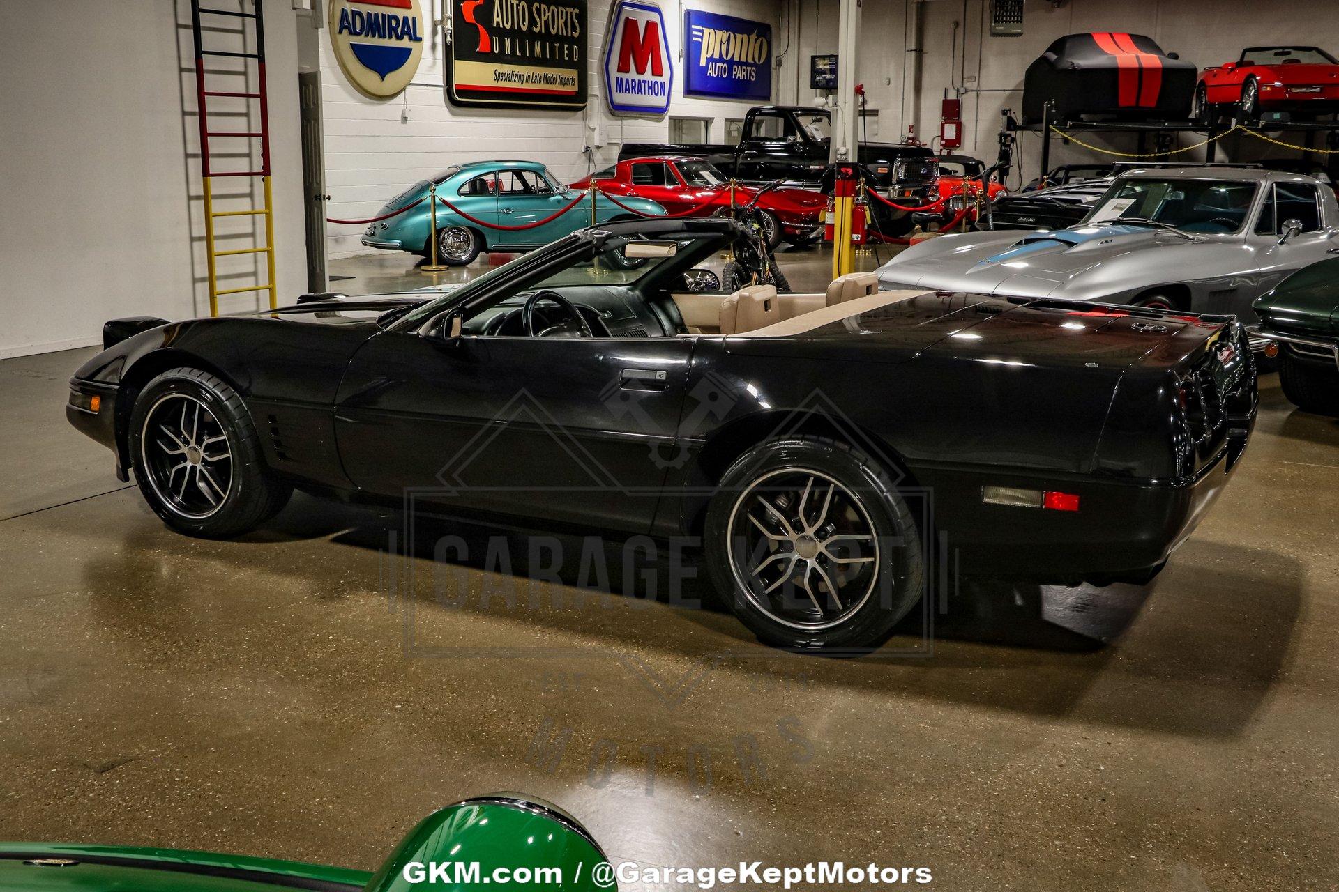 Chevrolet-Corvette-1992-Black-Tan-45