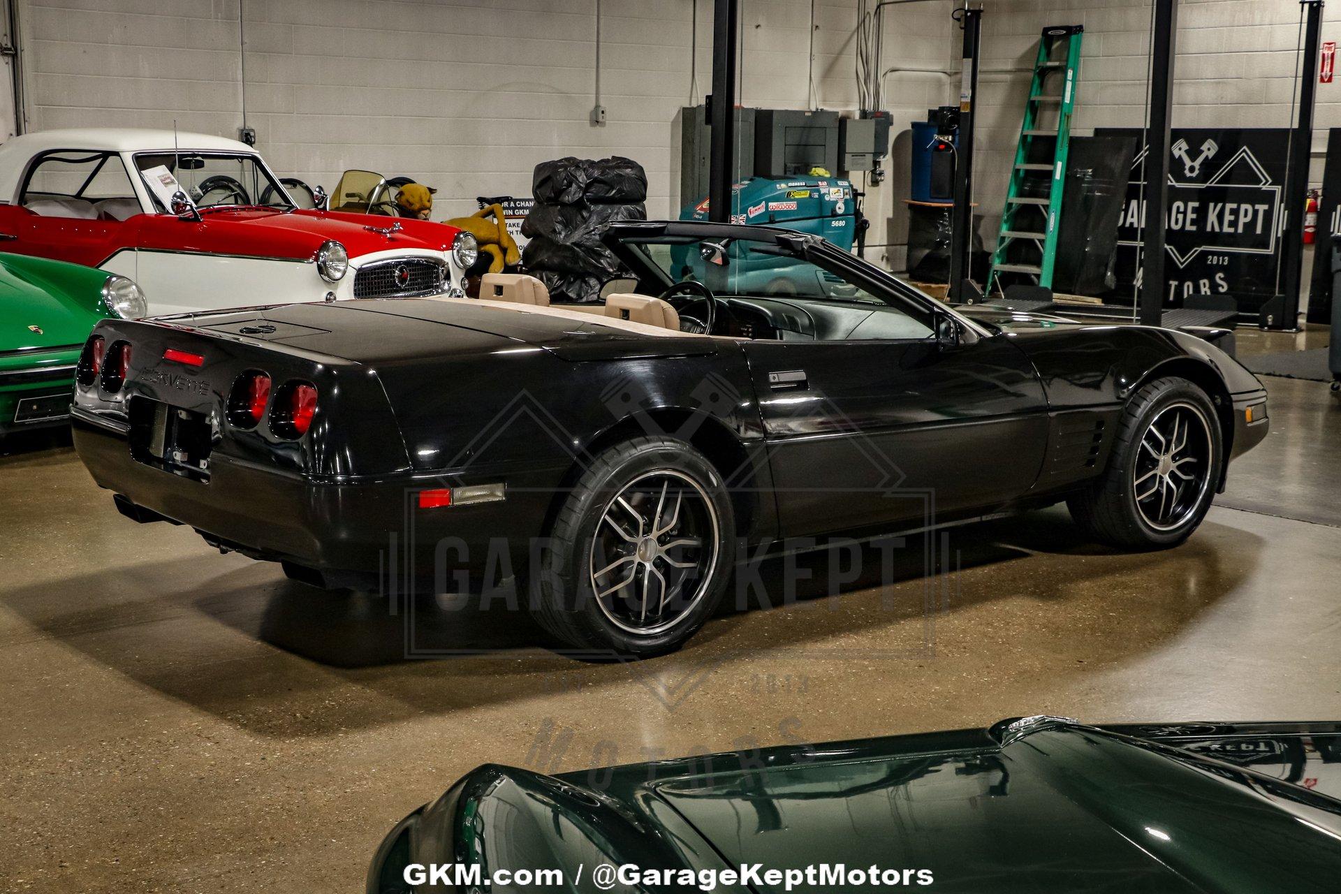 Chevrolet-Corvette-1992-Black-Tan-48