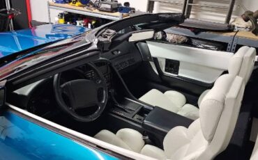Chevrolet-Corvette-1992-BlueWhite-top-White-17